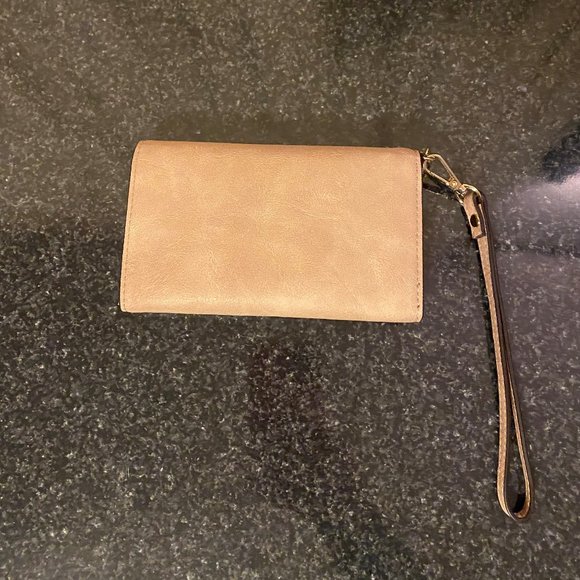 NWOT Call it Spring Beige Wallet - Picture 5 of 6